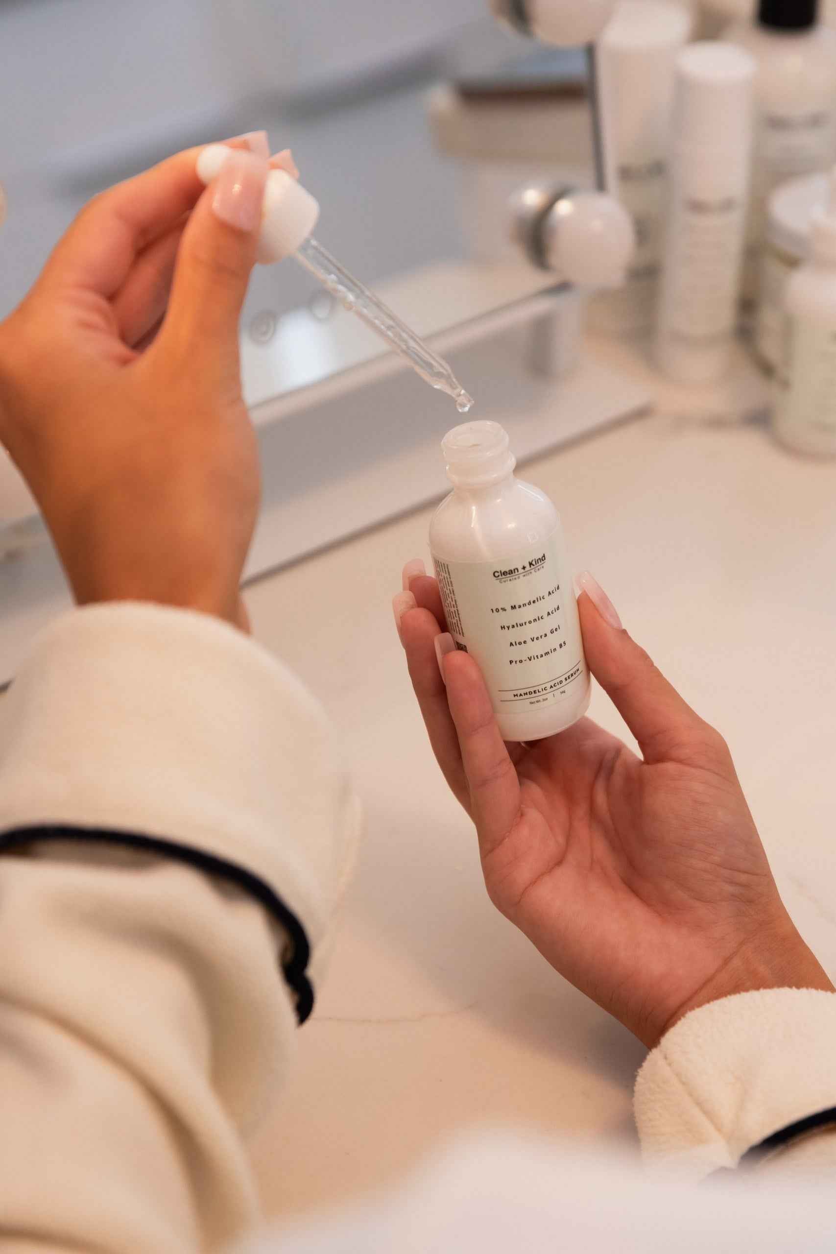 Mandelic Acid Serum – 10% AHA Exfoliating & Brightening Serum
