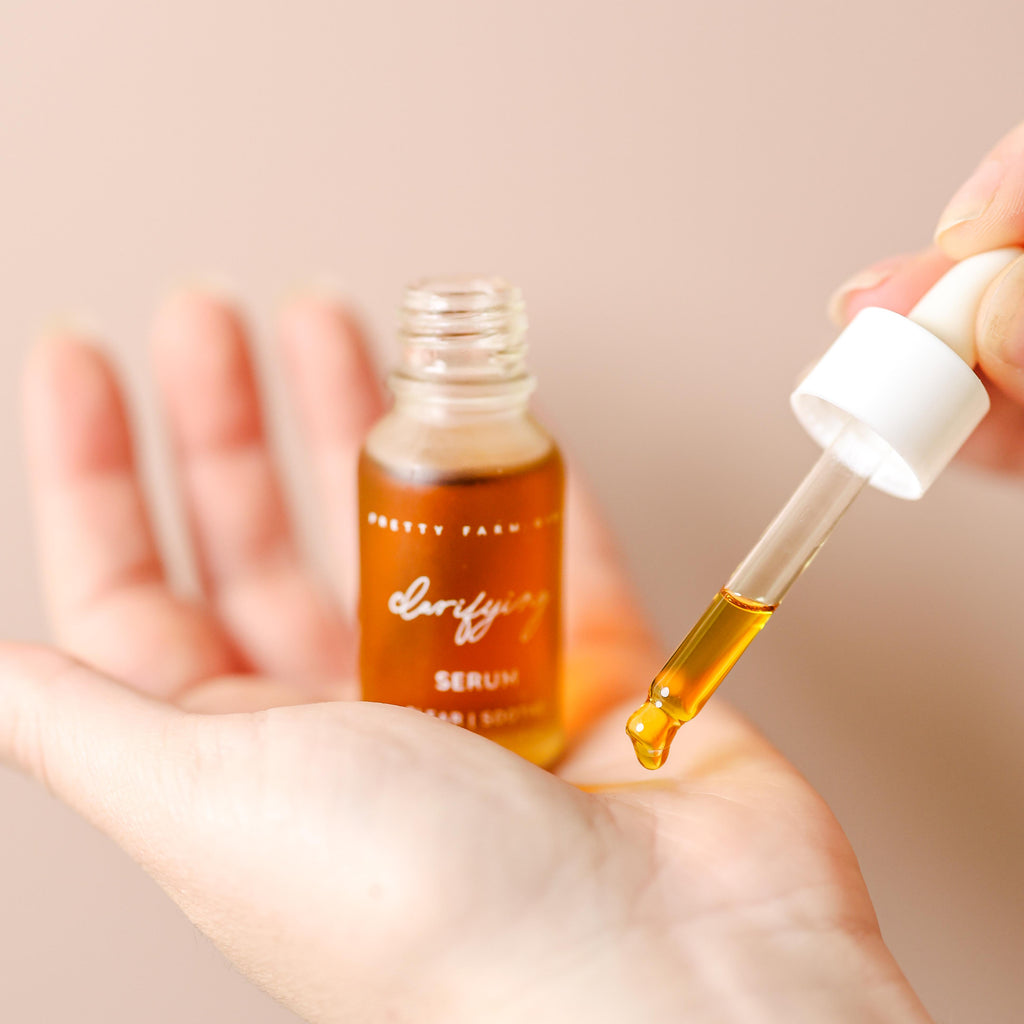 Clarifying Serum for Acne-Prone Skin – Blemish-Fighting Botanical Face Serum