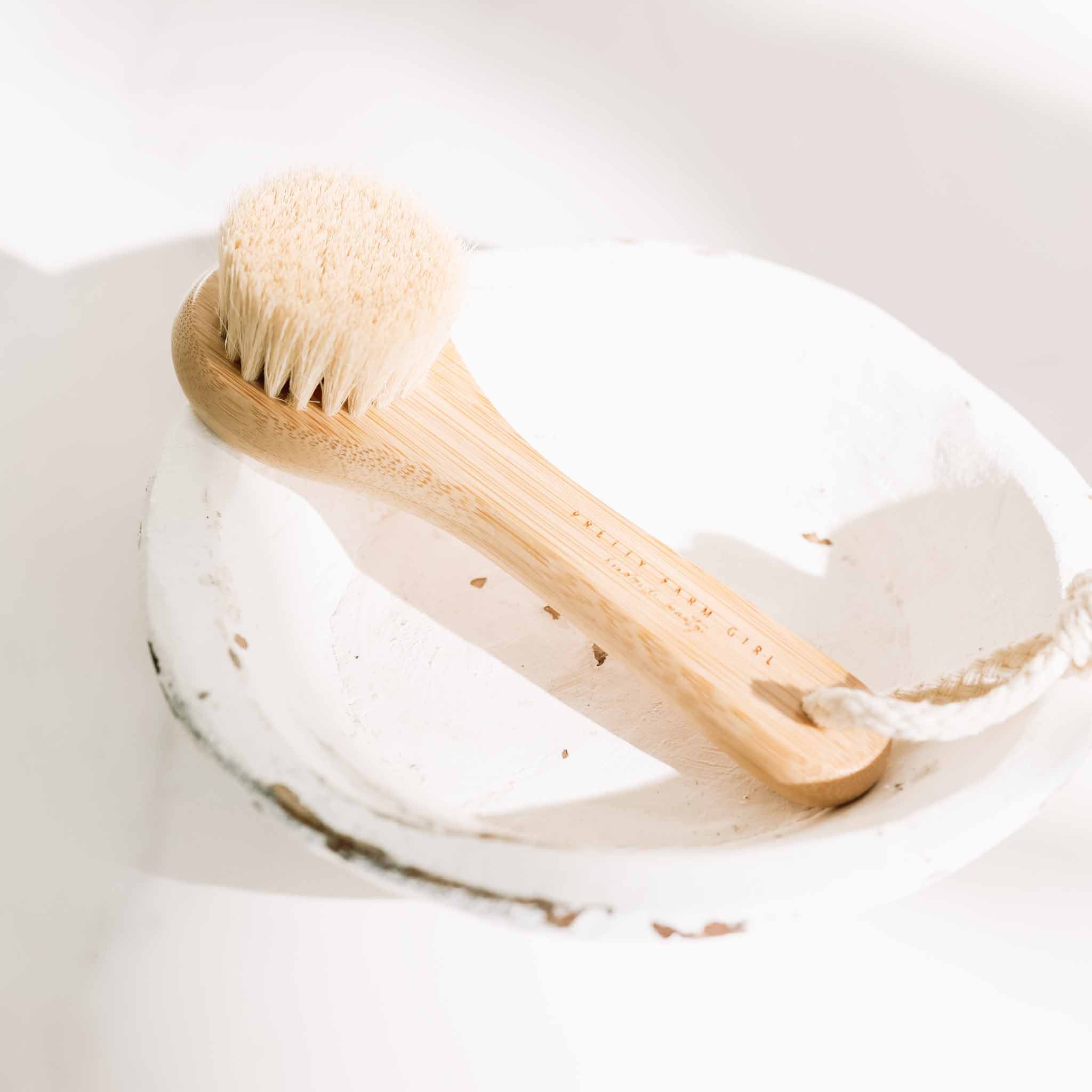 Dry Face Brush – Gentle Facial Exfoliating & Circulation Brush