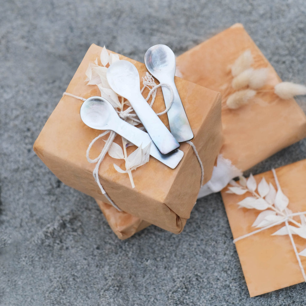Body Butter + Mother of Pearl Spoon Gift Set