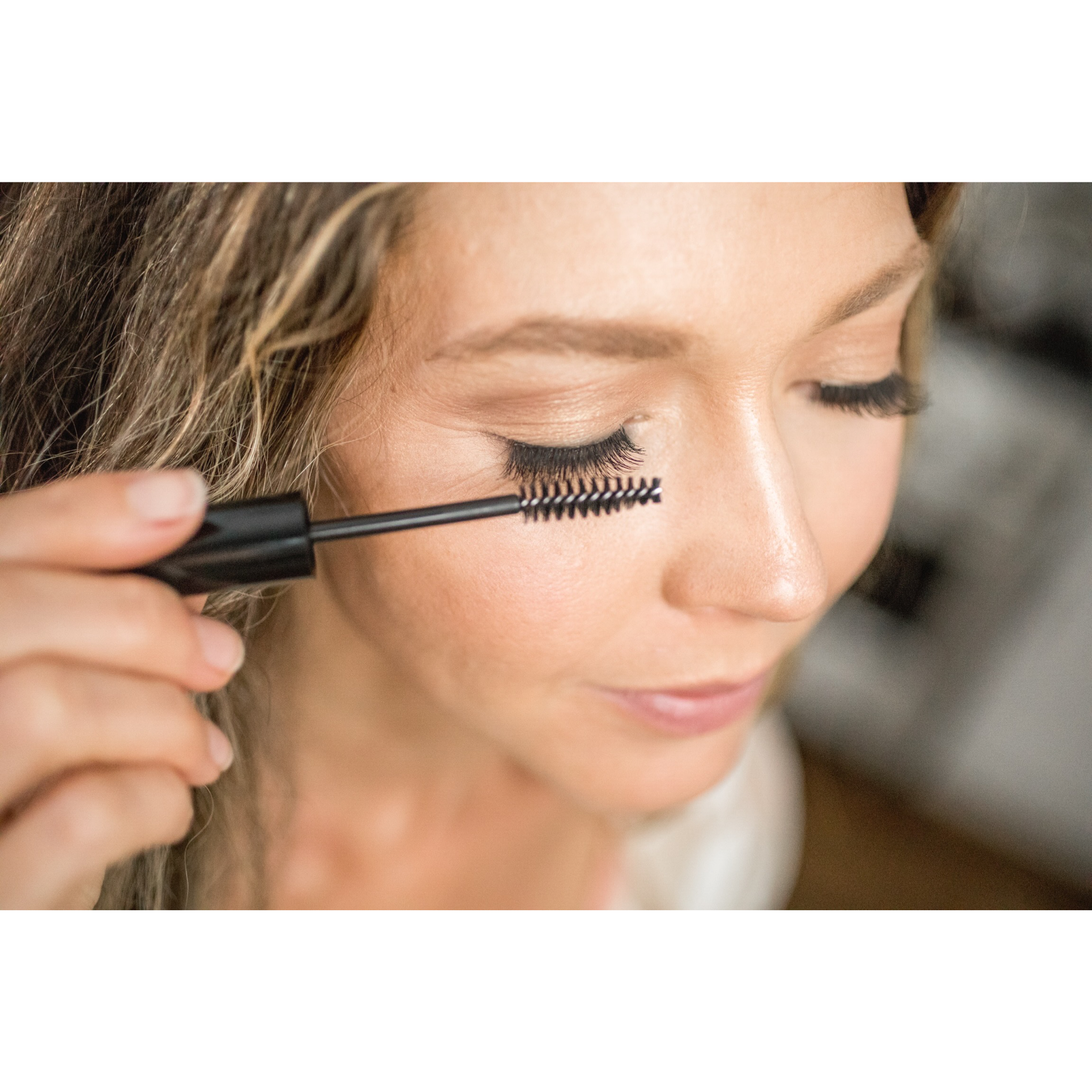 Eyelash & Eyebrow Growth Serum – Natural Lash & Brow Strengthening Serum
